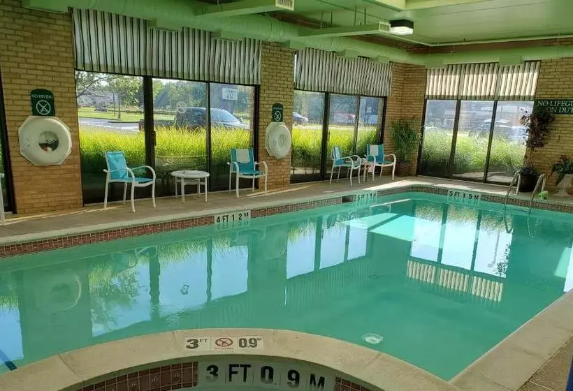 בית מלון כפרי Holiday Inn Express Easton, An Ihg