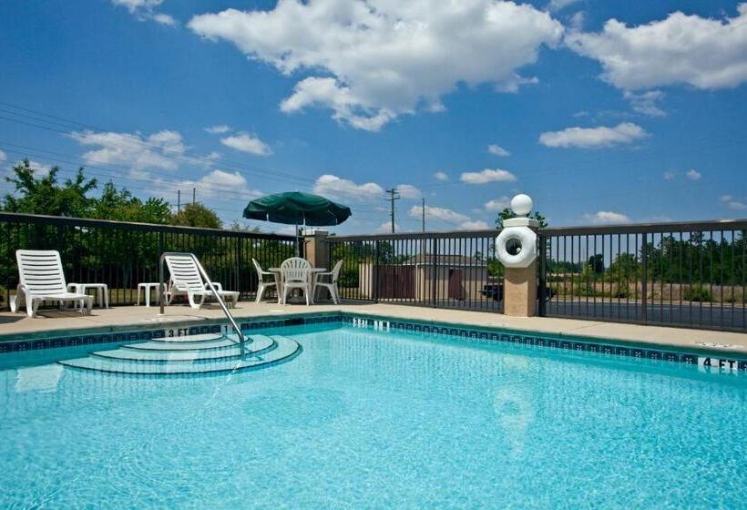 Hotel Holiday Inn Express & Suites Milton East I 10, An Ihg