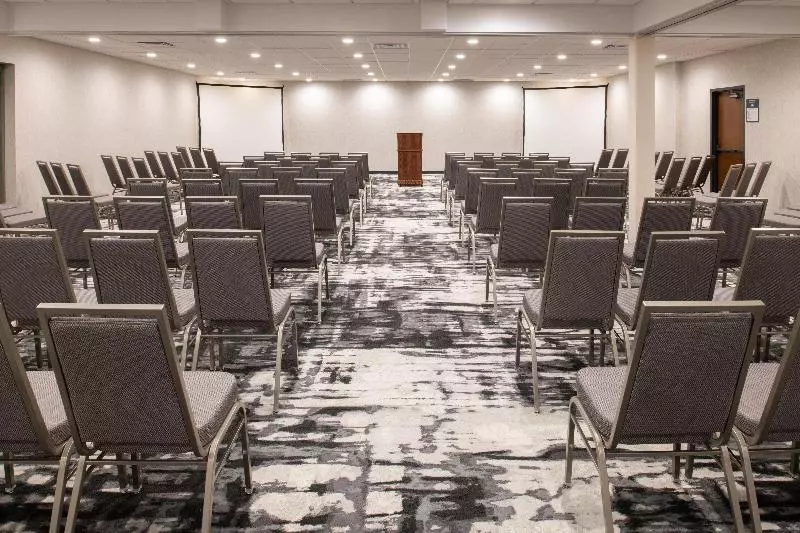 Отель Holiday Inn Portland I 5 S Wilsonville, An Ihg