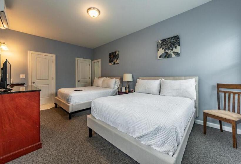 فندق Homestead Inn