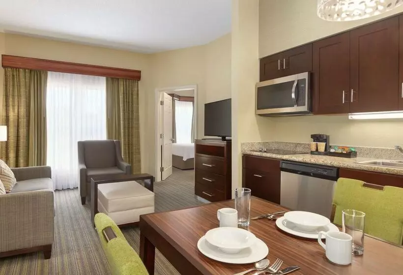 Отель Homewood Suites By Hilton St. Petersburg Clearwater