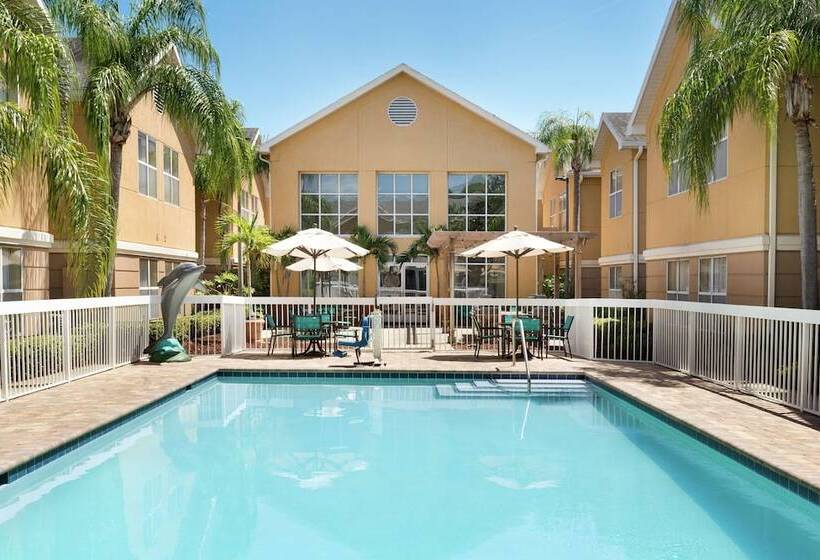 ホテル Homewood Suites By Hilton St. Petersburg Clearwater