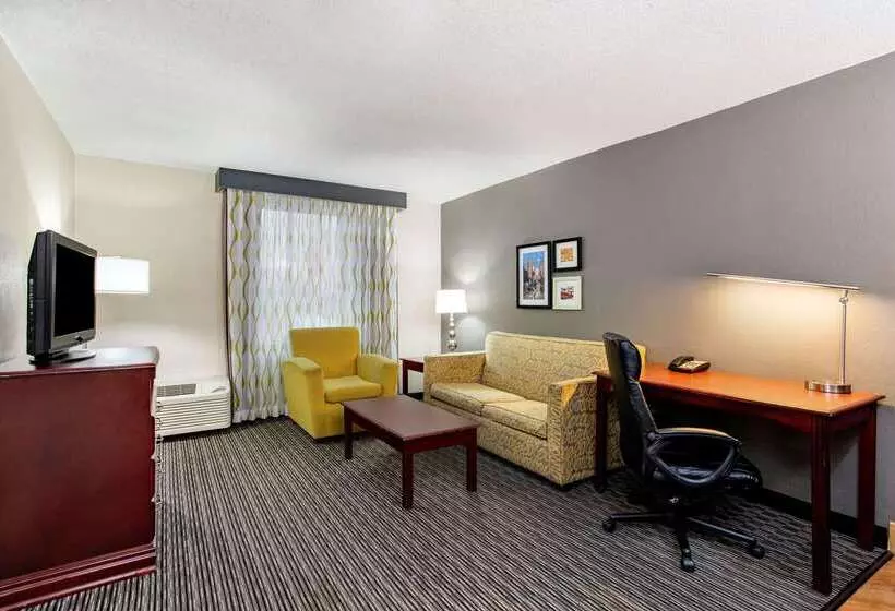 酒店 La Quinta By Wyndham Indianapolis South