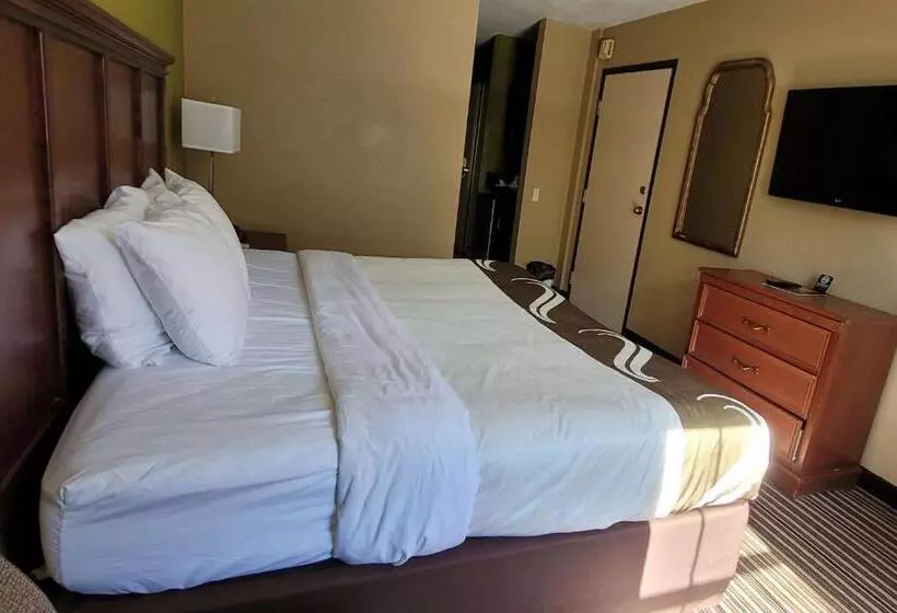 Отель Quality Inn & Suites Columbia I70