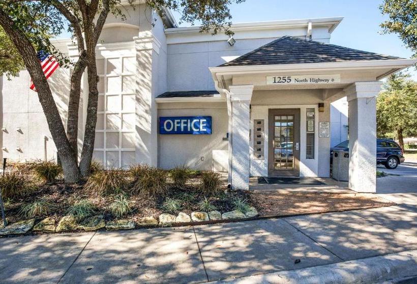 Отель Studio 6 Houston, Tx  West  Katy  Energy Corridor