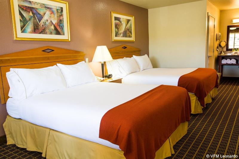 Surestayplus Hotel By Best Western San Jose Central City