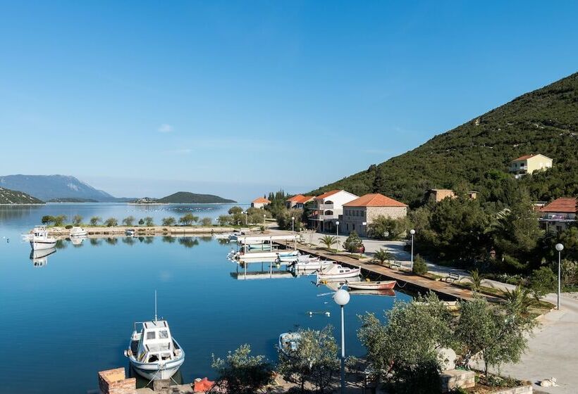 Apartments Božović