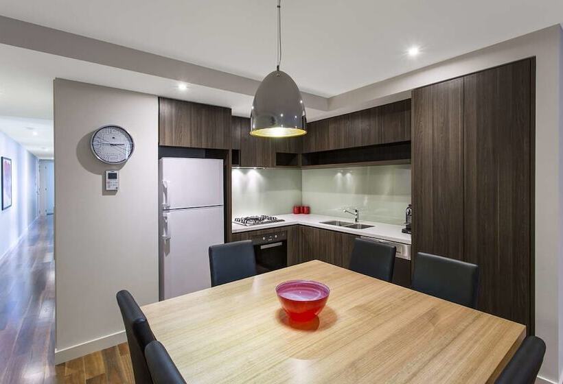 Bold And Beautiful In Brighton