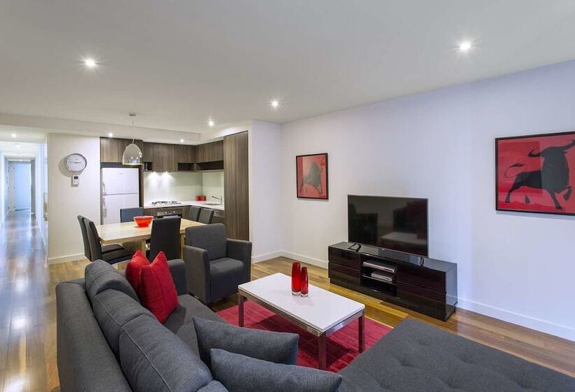 Bold And Beautiful In Brighton