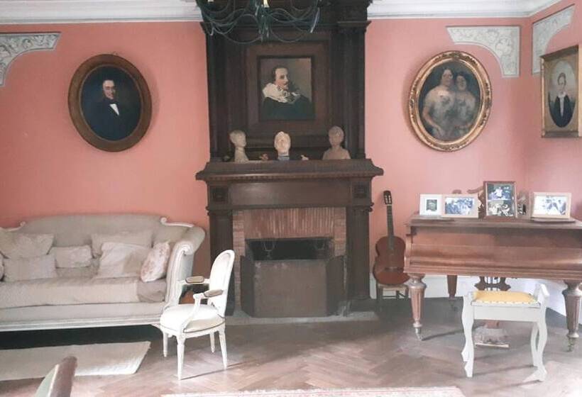 צימר La Cure Du Maine Charles