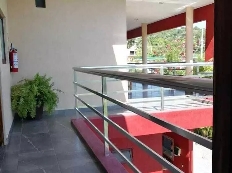 El Cihualteco Hotel Restaurante Bar