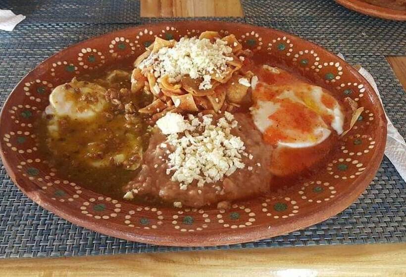 El Cihualteco Hotel Restaurante Bar