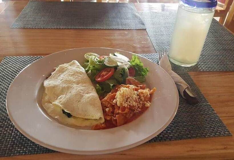 El Cihualteco Hotel Restaurante Bar