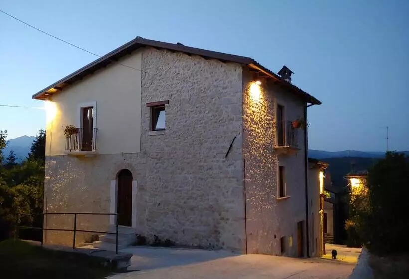 ホテル Castello Di Fagnano  Albergo Diffuso & Spa