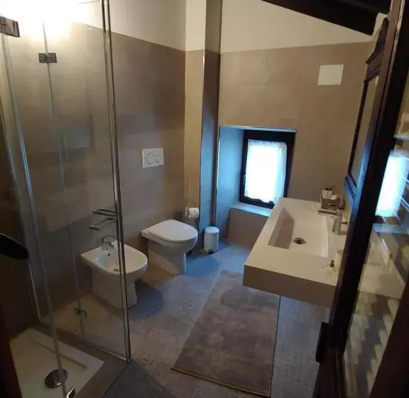 ホテル Castello Di Fagnano  Albergo Diffuso & Spa