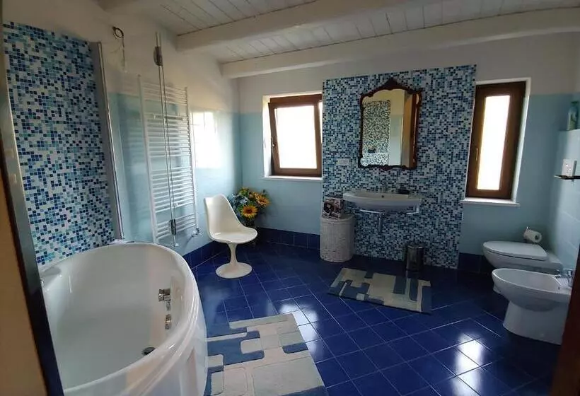 ホテル Castello Di Fagnano  Albergo Diffuso & Spa