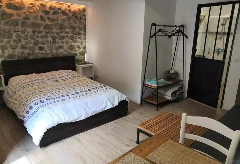 Aamiaismajoitus (B&B) La Petite étoile D Hôtes En Mercantour