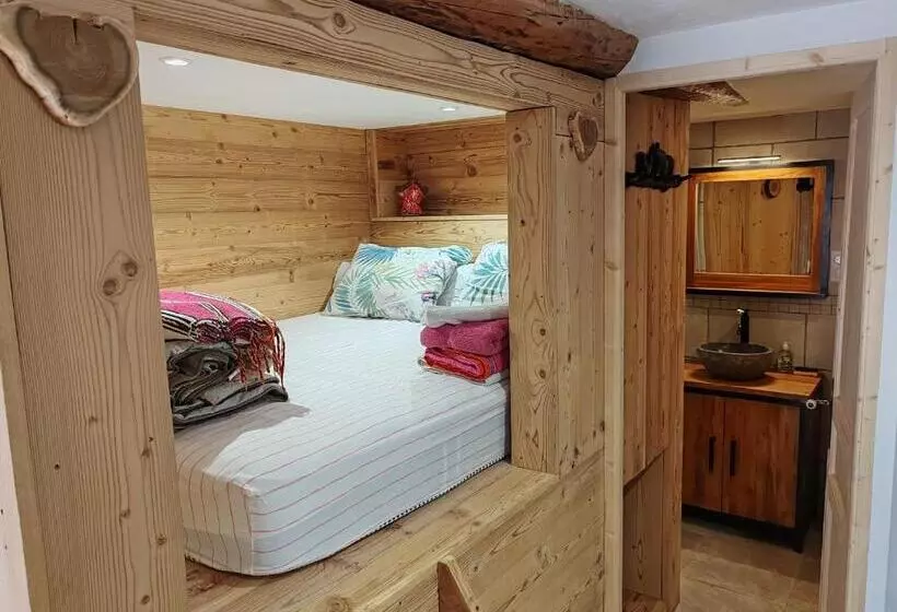 Aamiaismajoitus (B&B) La Petite étoile D Hôtes En Mercantour