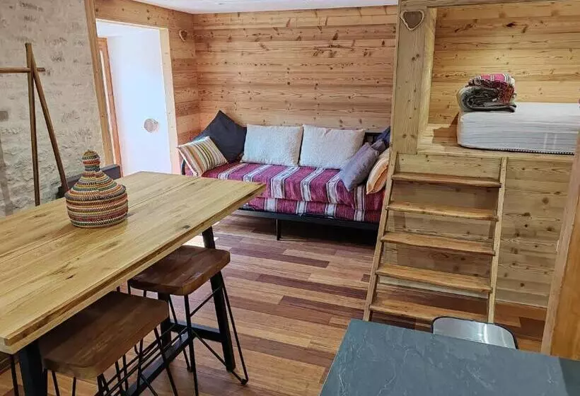 Aamiaismajoitus (B&B) La Petite étoile D Hôtes En Mercantour