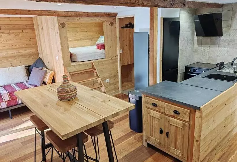 Aamiaismajoitus (B&B) La Petite étoile D Hôtes En Mercantour