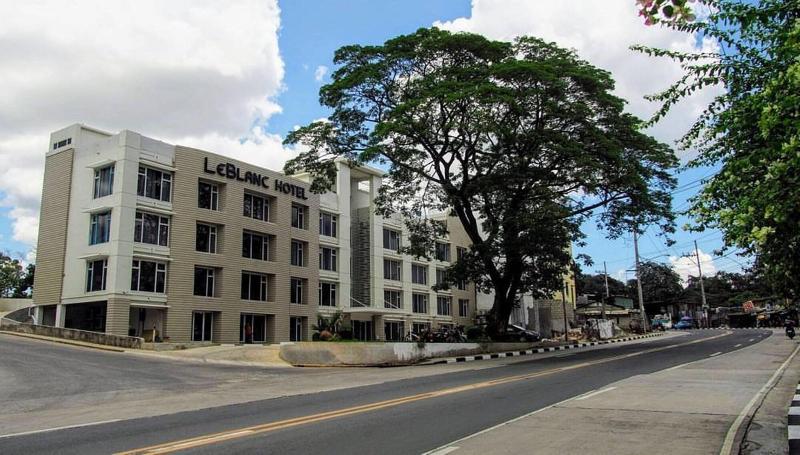 ホテル Leblanc