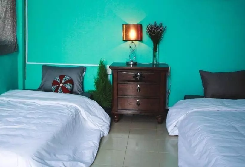 پانسیون Deja Vu Homestay