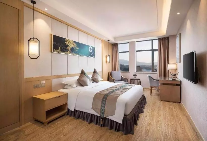 Hotelli Ramada Plaza By Wyndham Enshi