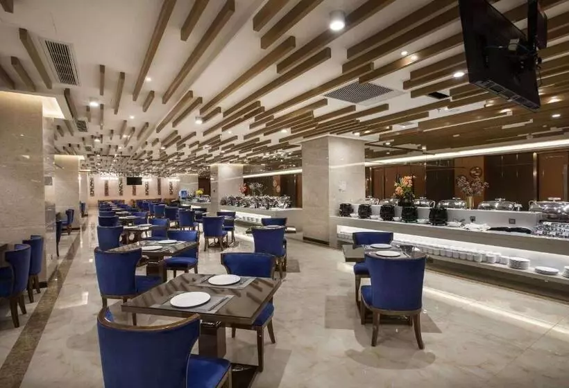 Hotelli Ramada Plaza By Wyndham Enshi