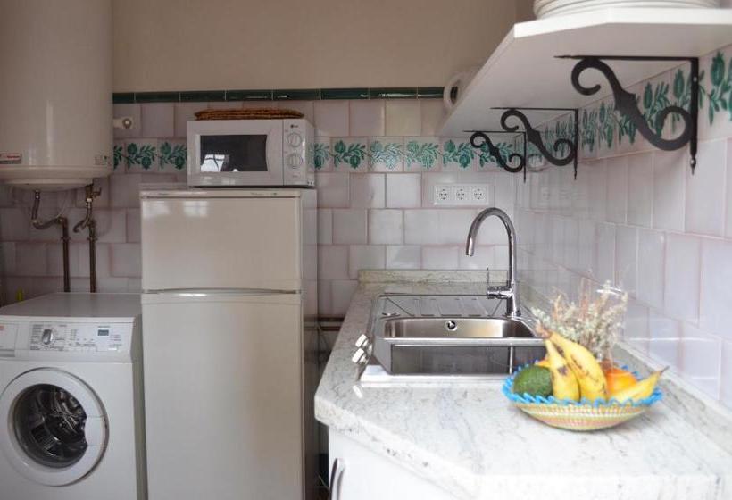 La Casita Del Corralon