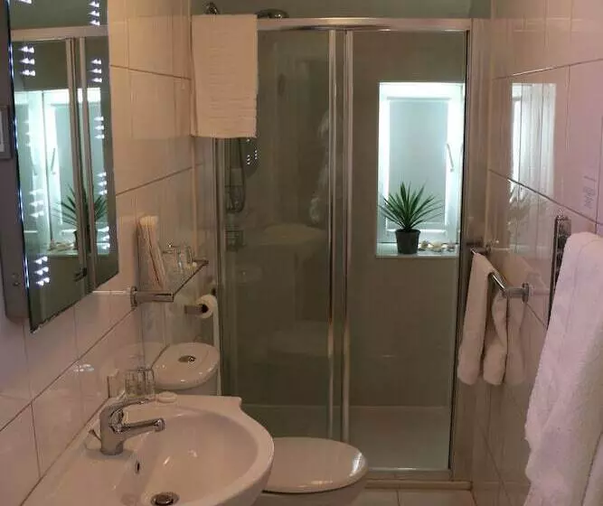 Aamiaismajoitus (B&B) The Grange