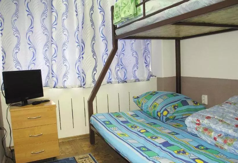 Kvinta Hostel