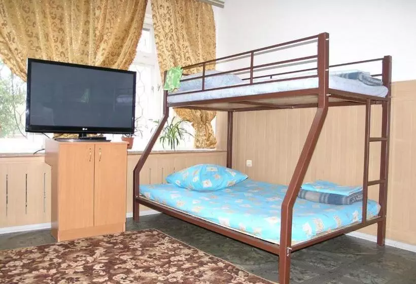 Kvinta Hostel