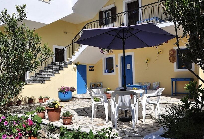 Sunflower Apartments & Studios