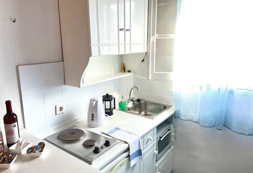 Sunflower Apartments & Studios