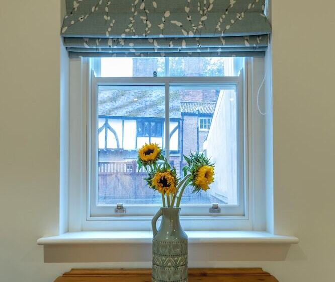 71 Micklegate   Trinity Cottage