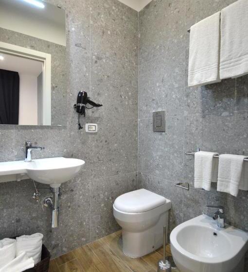 تختخواب و صبحانه Napoliseason Rooms And Breakfast