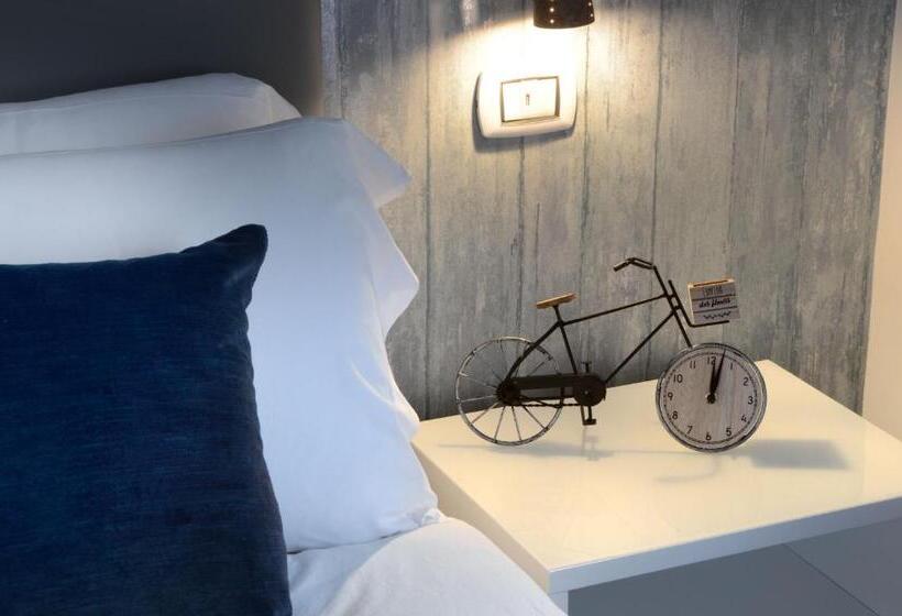 تختخواب و صبحانه Napoliseason Rooms And Breakfast