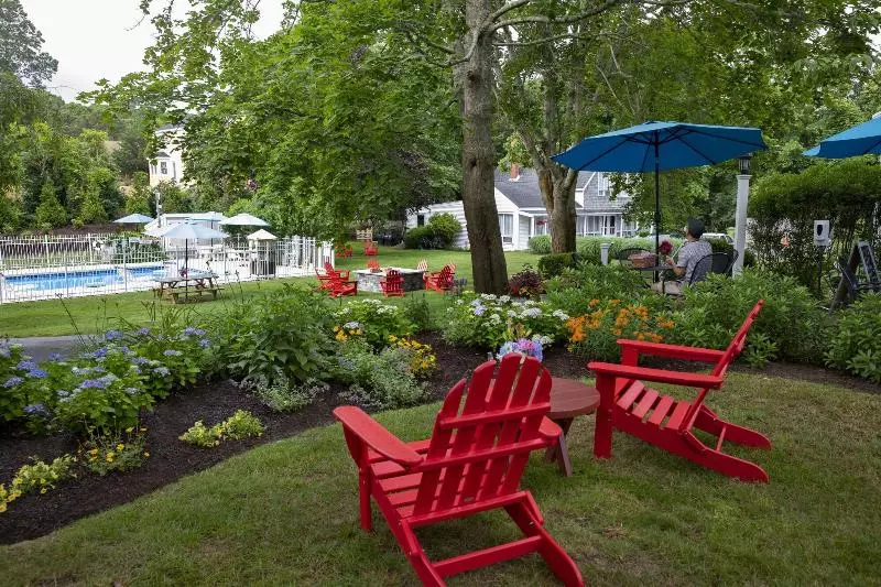 Aamiaismajoitus (B&B) Sesuit Harbor House