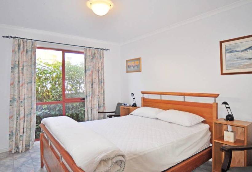 Beilby Beach Cottage  Free Wifi & Foxtel  Pet Friendly