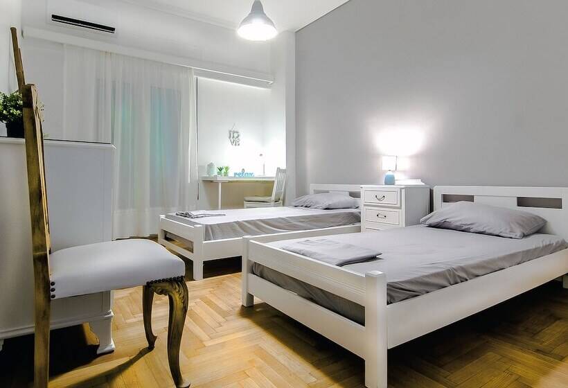 Charming 2 Bdr Apt Next To Piraeus Port
