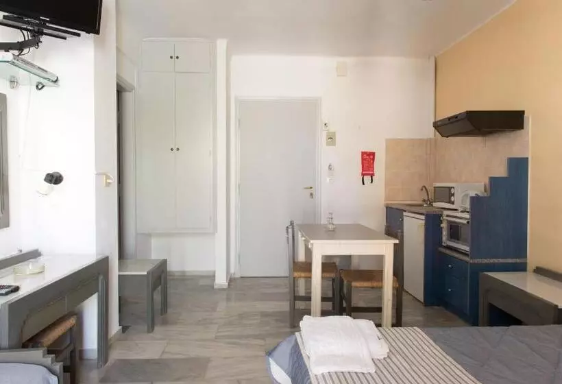 Emilia Hotel Apartments