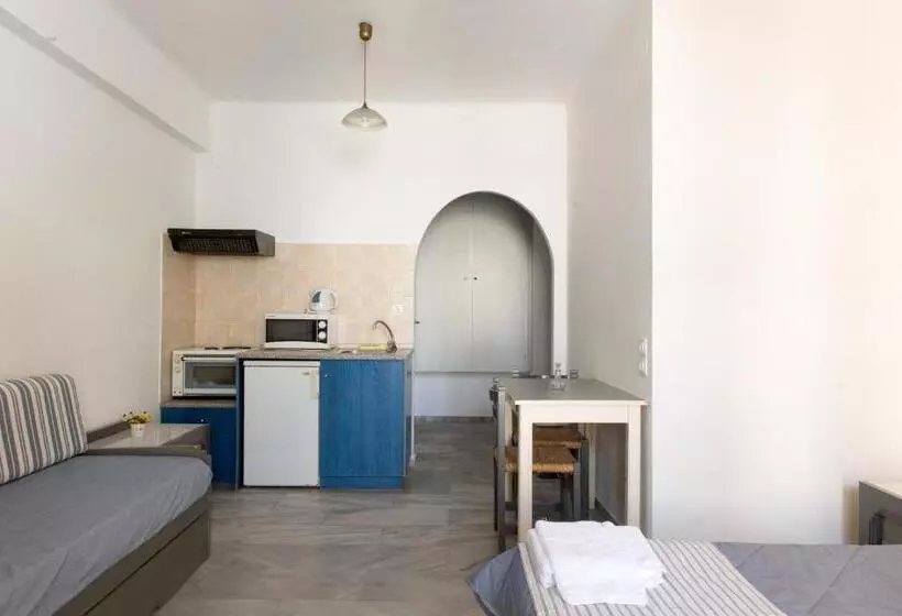 Emilia Hotel Apartments