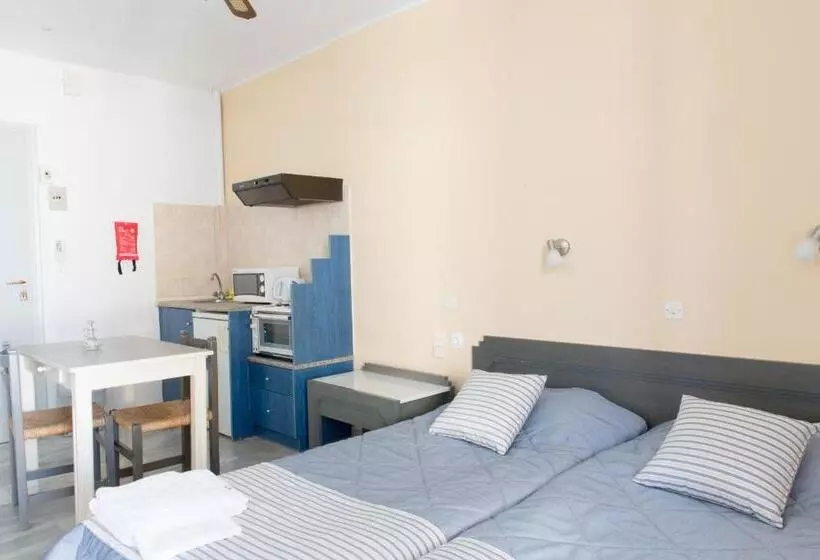 Emilia Hotel Apartments