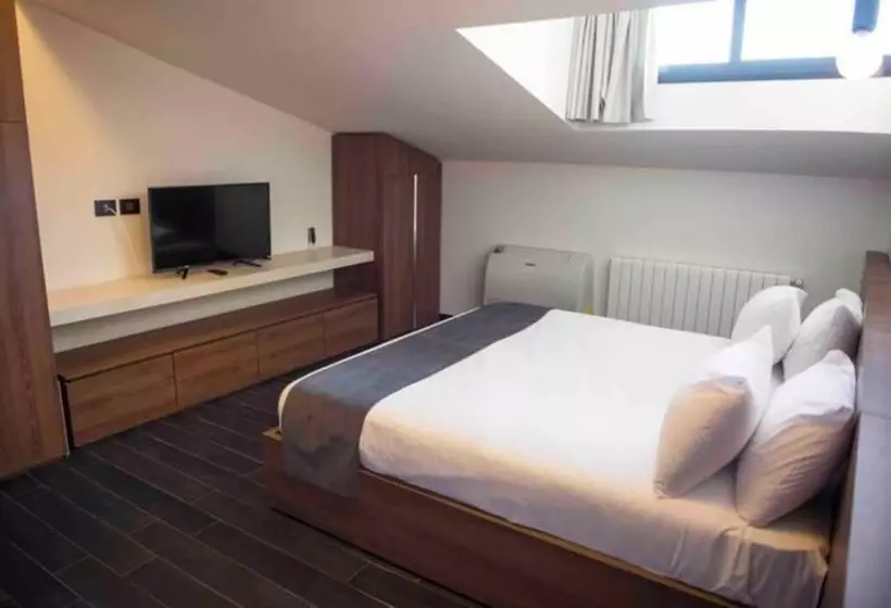Le Pave Residences