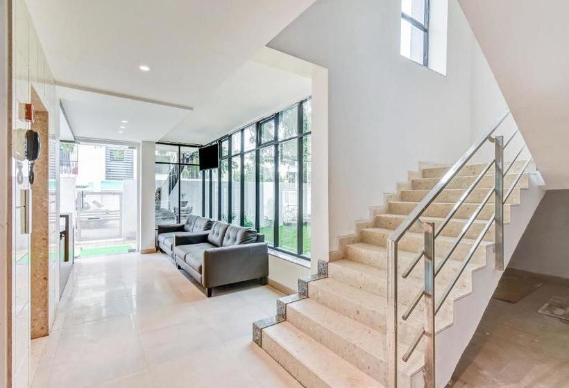 هتل Capital O 28475 Elite Homes