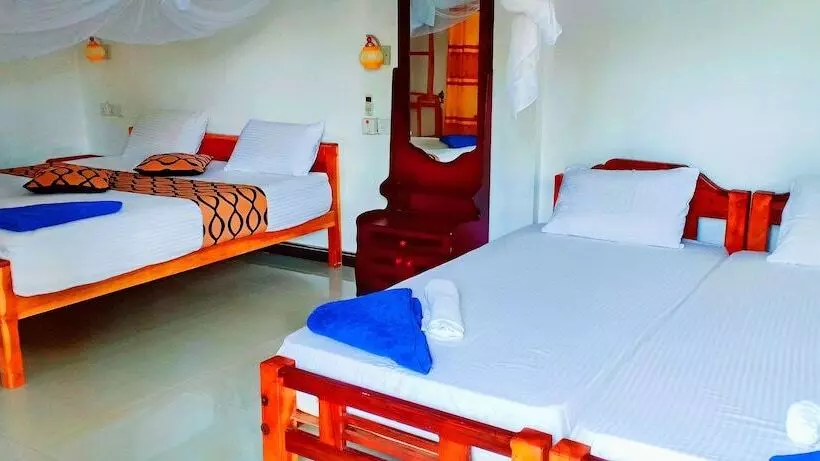 Surf & Sand Hotel Arugambay