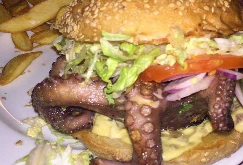 Surf & Sand Hotel Arugambay