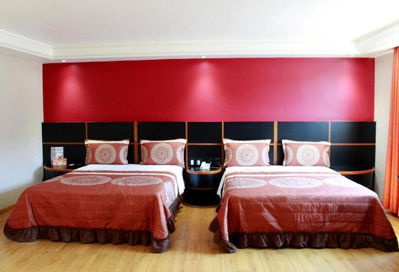 فندق Plaza Fontesanta