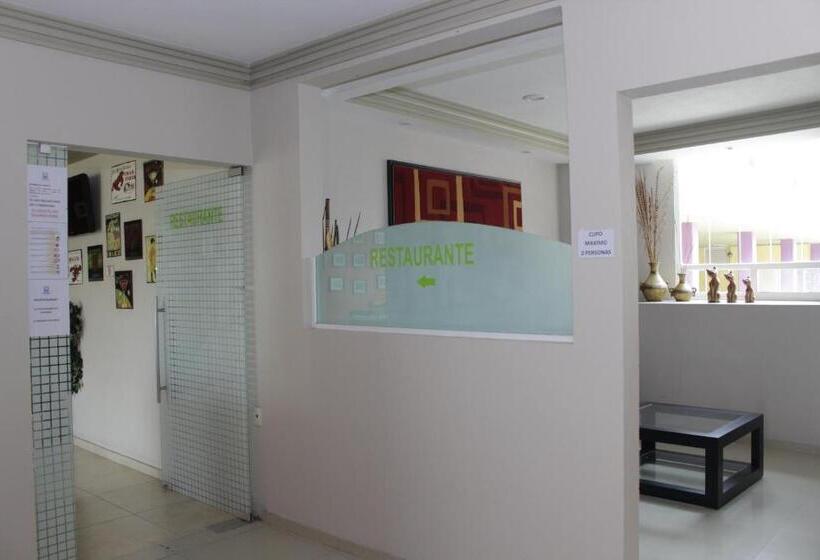 فندق Plaza Fontesanta