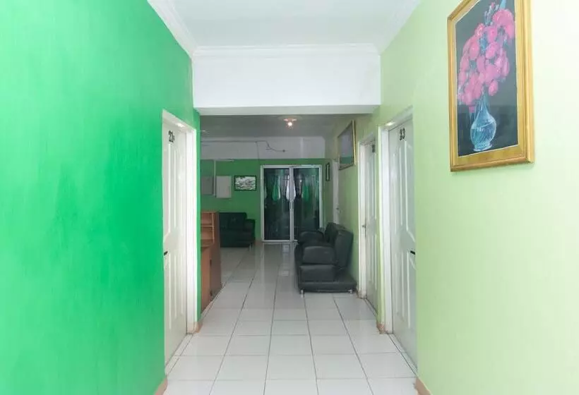 Hotelli Reddoorz @ Frans Seda Kupang